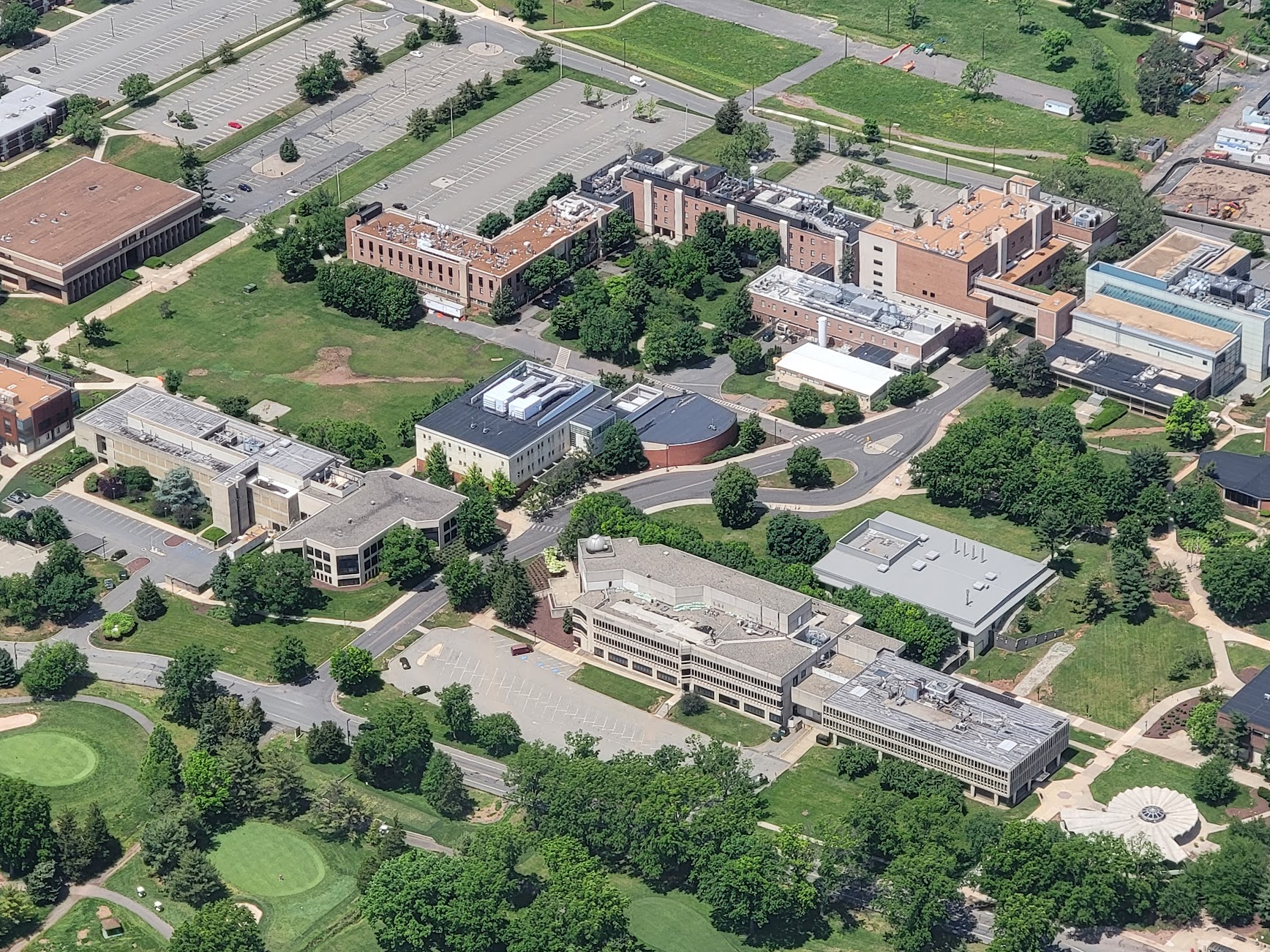 Aerial view of the Physics Department @ Rutgers, from a Cessna 172
